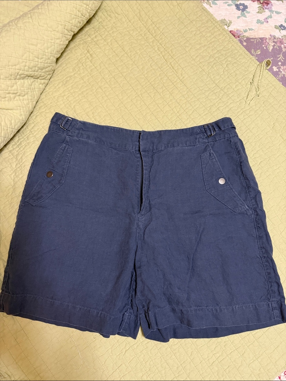 Athleta Navy Blue Casual Pull-On Linen-Blend Shorts